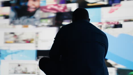 person suffering from mental health issues due to toxic social media overuse