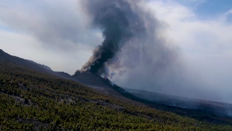 Drone-Aéreo-Volcán-En-La-Palma