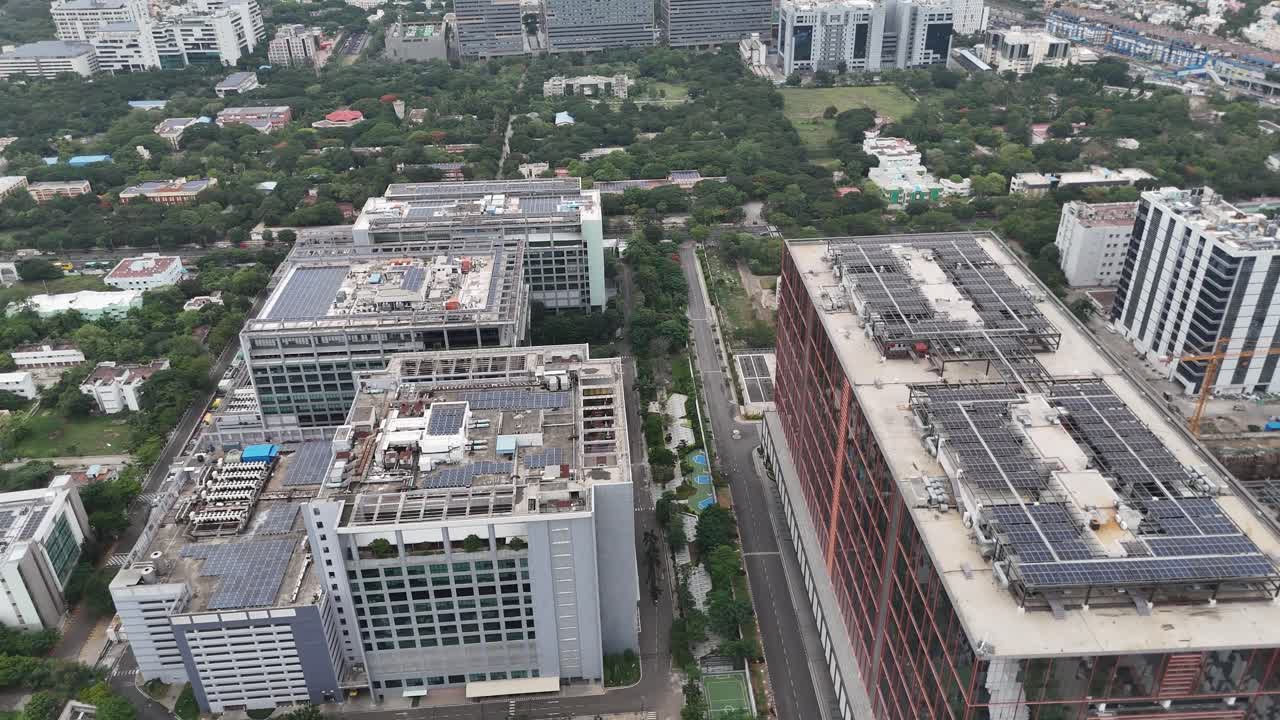 Metropolitan growth visible in IT buildings of Thiruvanmiyur, Chennai