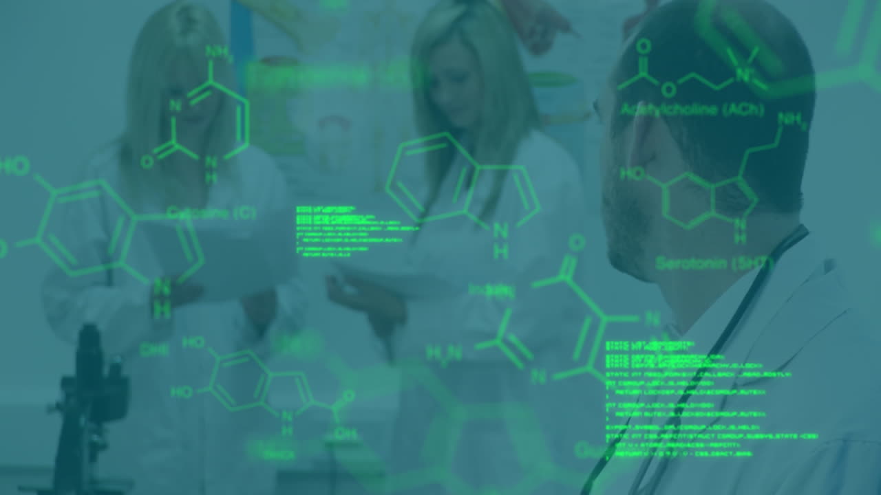 animación de fórmulas químicas y procesamiento de datos sobre un médico caucásico