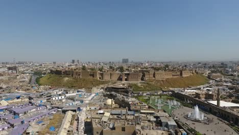 imágenes aéreas de la ciudadela arqueológica de erbil.