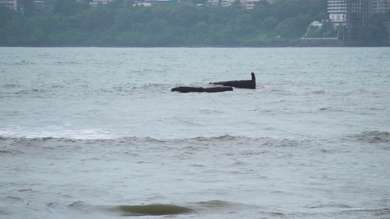 Huge sea waves forming on a cloudy monsoon day in mumbai maharashtra india