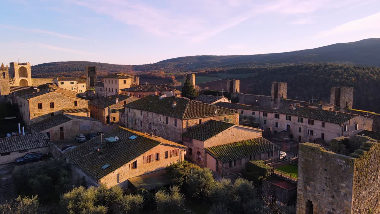 Vista aerea di Monteriggioni