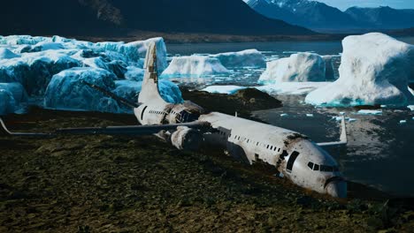 Viejo-Avión-Roto-En-La-Playa-De-Islandia