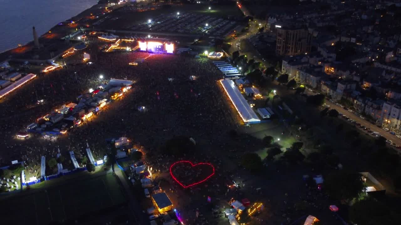 el festival de victorias vuela hacia atrás tira hacia arriba