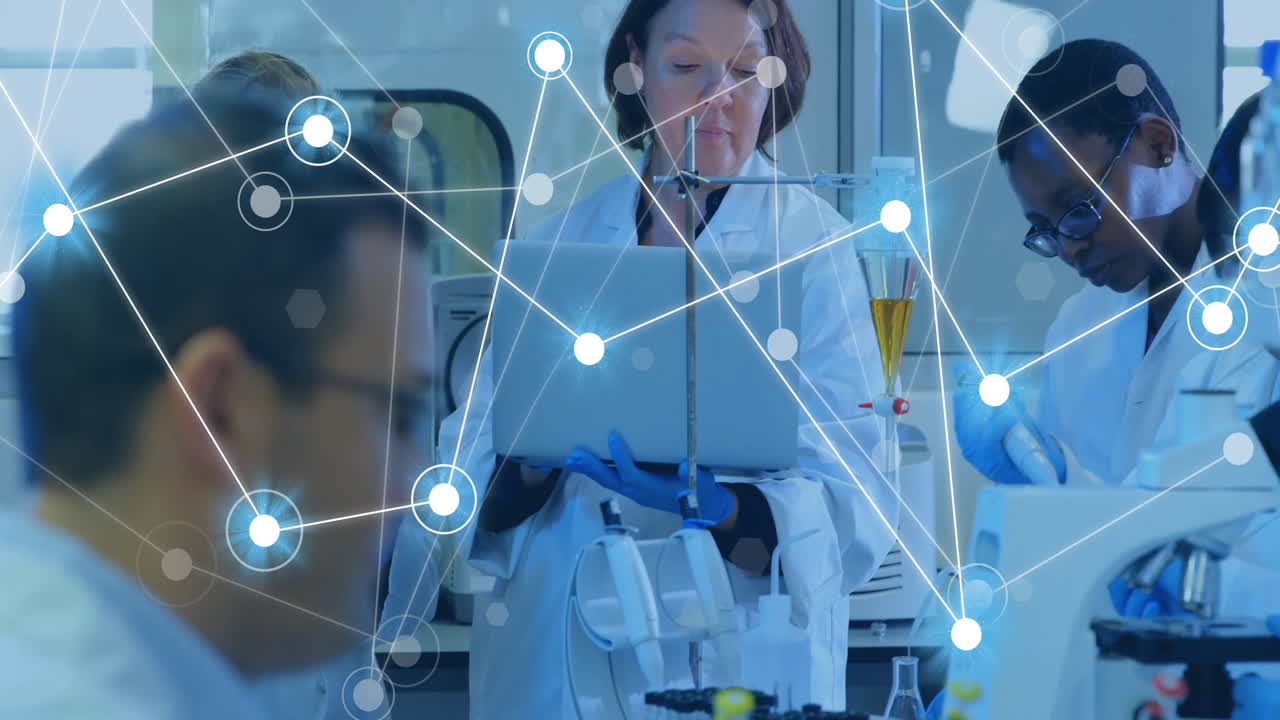 실험실에서 일하는 다양한 과학자들에 대한 연결 네트워크의 애니메이션