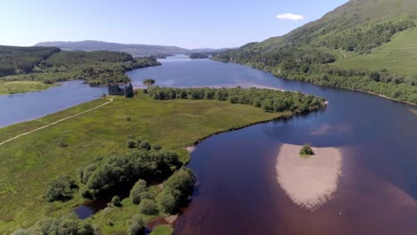 Aerial-push-in-shot-over-Loch-Awe-towards-Kilchurn-Castle