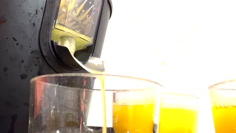 fresh orange juice extraction: from oranges to juice