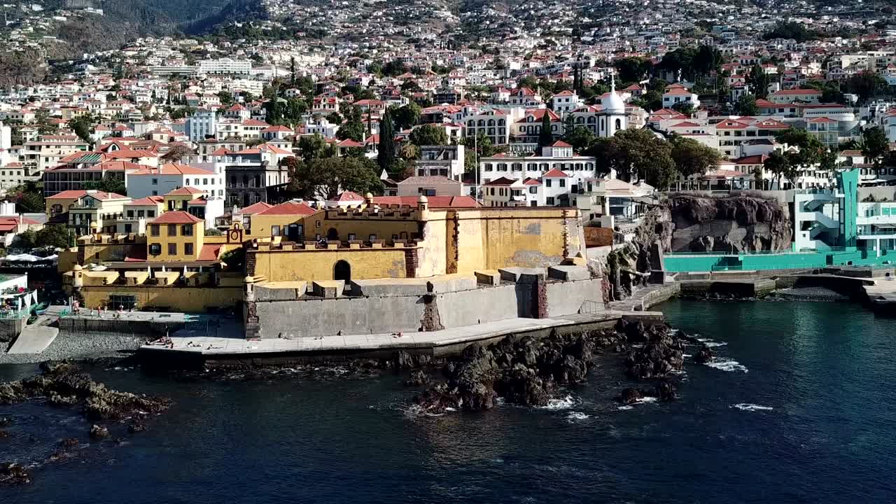 포르투갈 마데라 섬 차르의 암피테아터