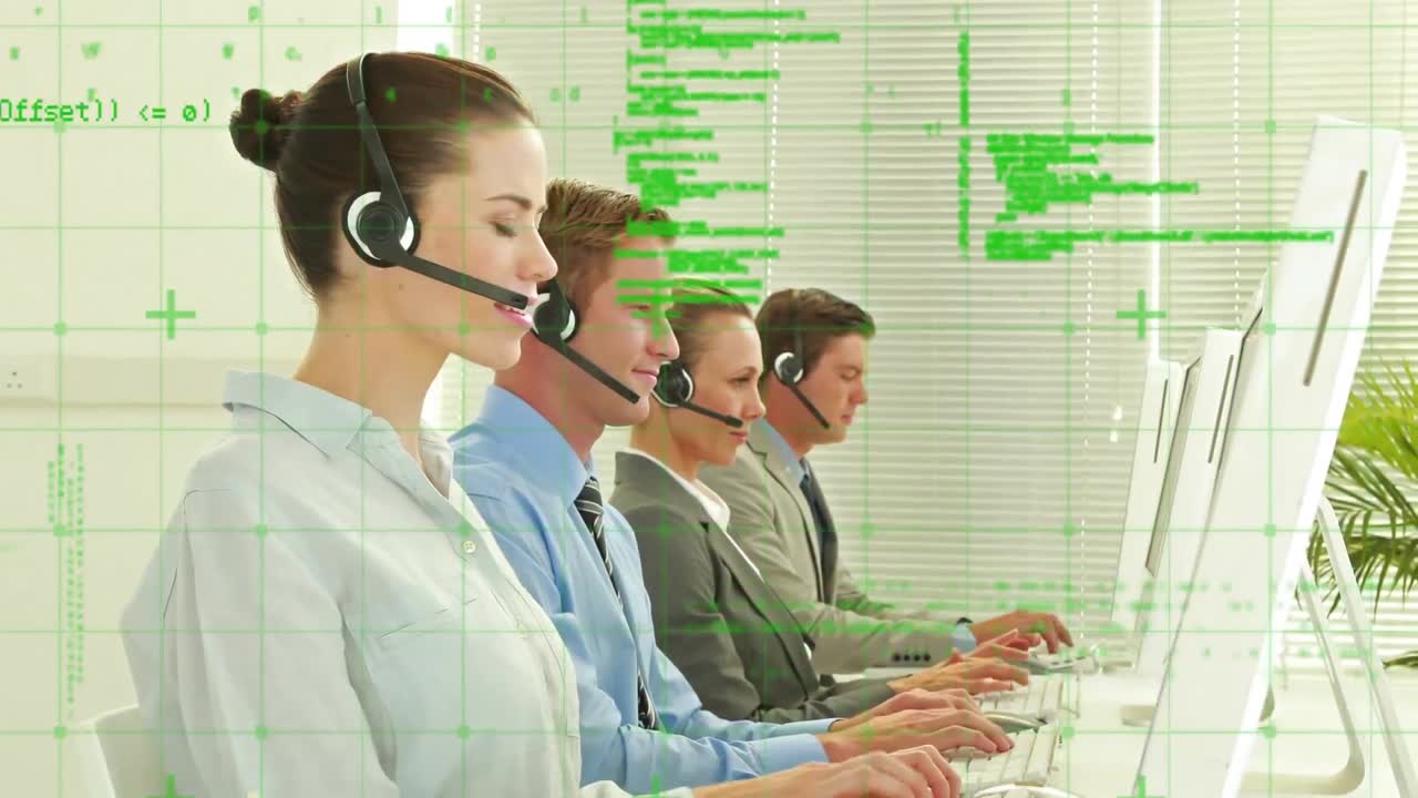 전화 헤드 ⁇ 을 사용하는 비즈니스 사람들에 대한 데이터 처리 애니메이션