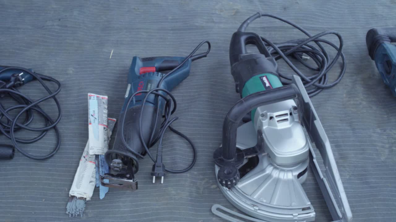 다양한 유형의 장비의 데모