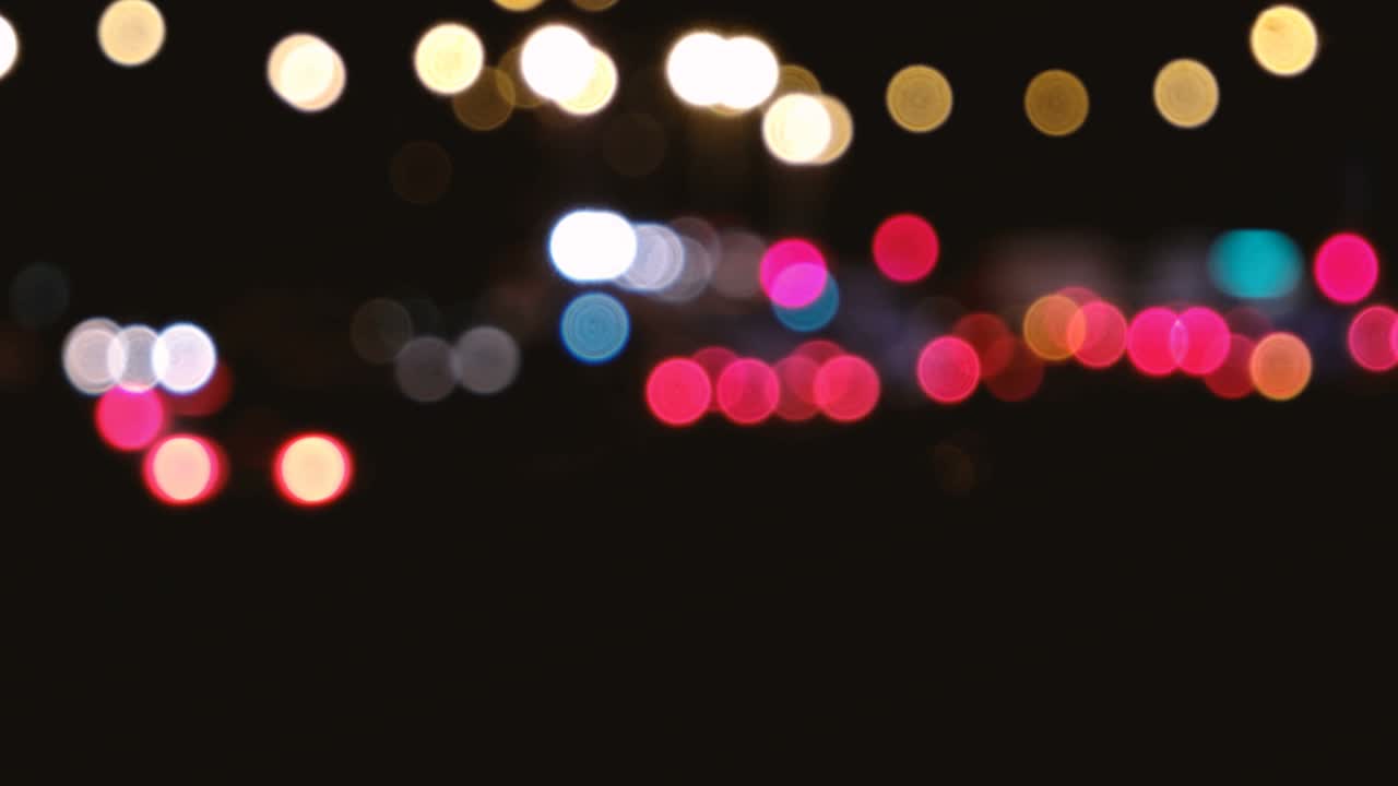 Street traffic in Astrakhan at night