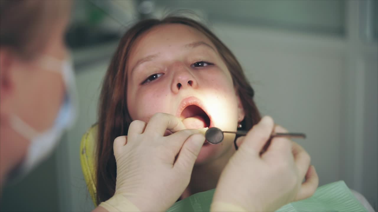 어린이의 치과 검사