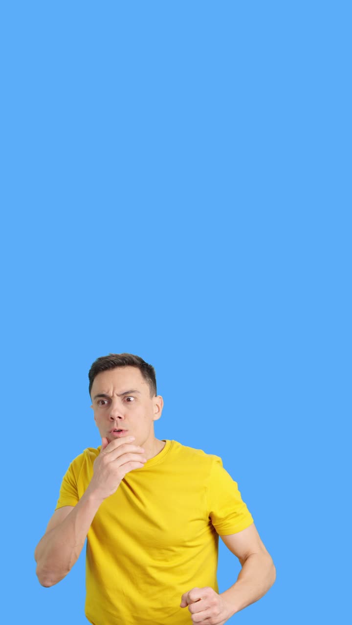 hombre expresando diferentes emociones