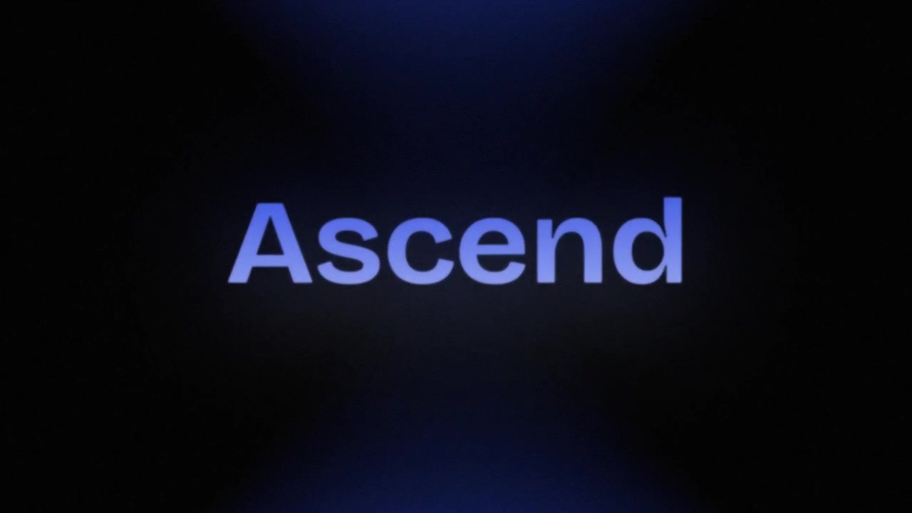 La parola Ascend che appare su uno sfondo scuro