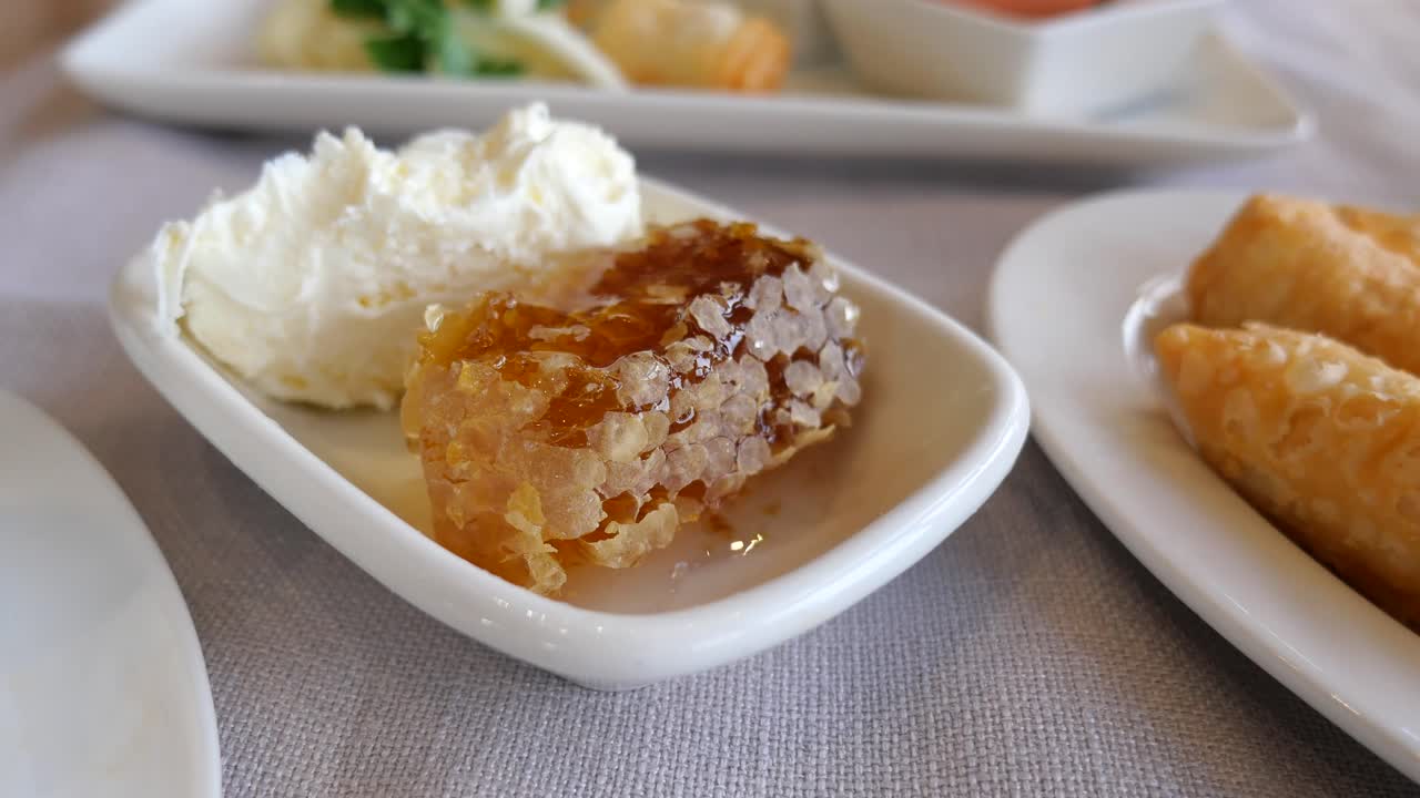 Honeycomb with Clotted Cream
