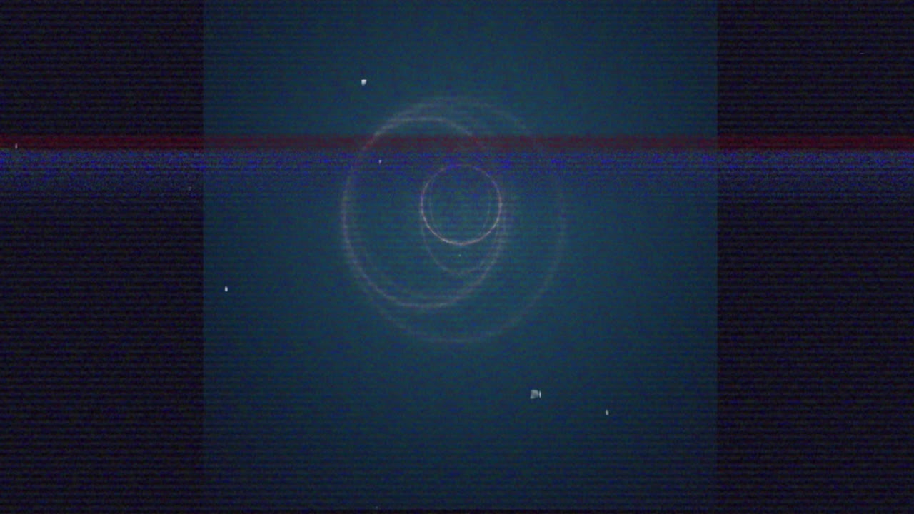 Animazione di forme che si muovono su interferenze