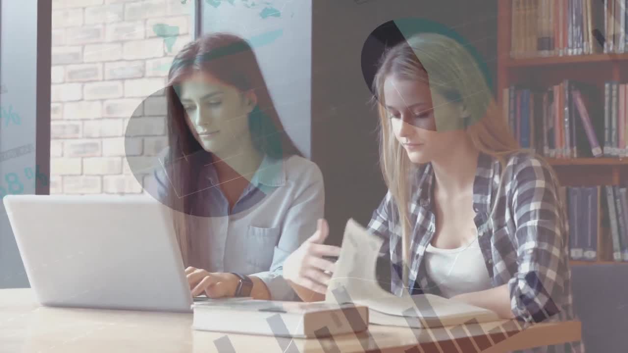 노트북을 사용하고 공부하는 여성 학생들을 대상으로 디지털 데이터 처리 애니메이션