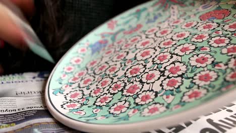 Painting-Hand-Made-Ottoman-Tile-Motifs