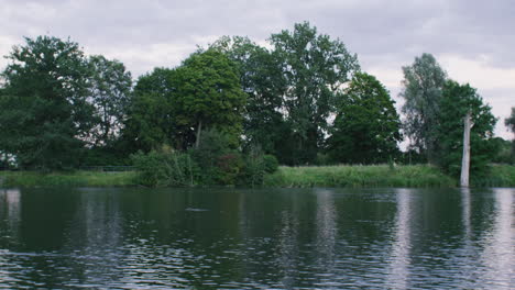 plano general del danubio cerca de ulm, alemania