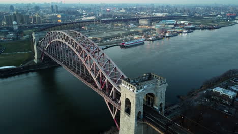 Astoria-Park-Es-Mi-Lugar-Favorito-Para-Volar-Mi-Dron-Y-Por-Eso-Es-Uno-De-Los-Hermosos-Lugares-Que-Debes-Visitar-En-Nueva-York