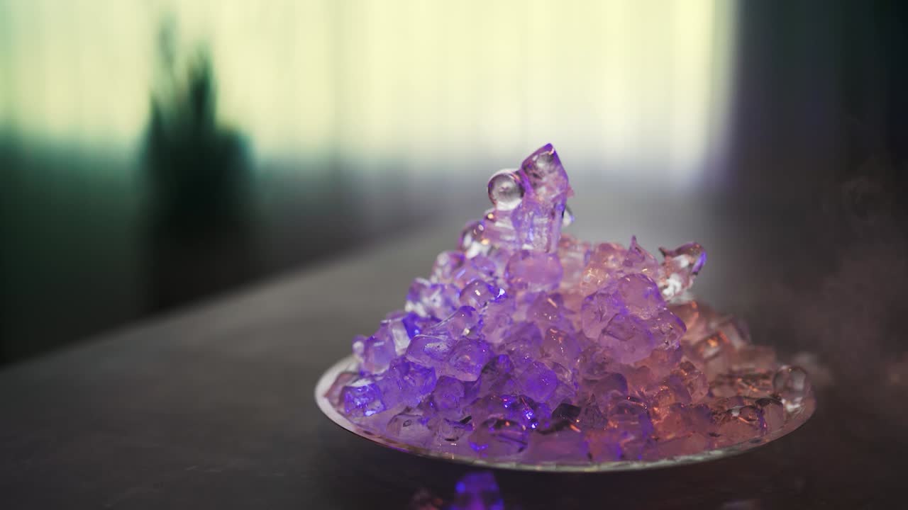 Ice melting on a plate