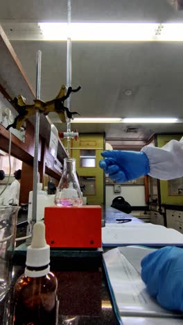 burette usage for precise liquid transfer