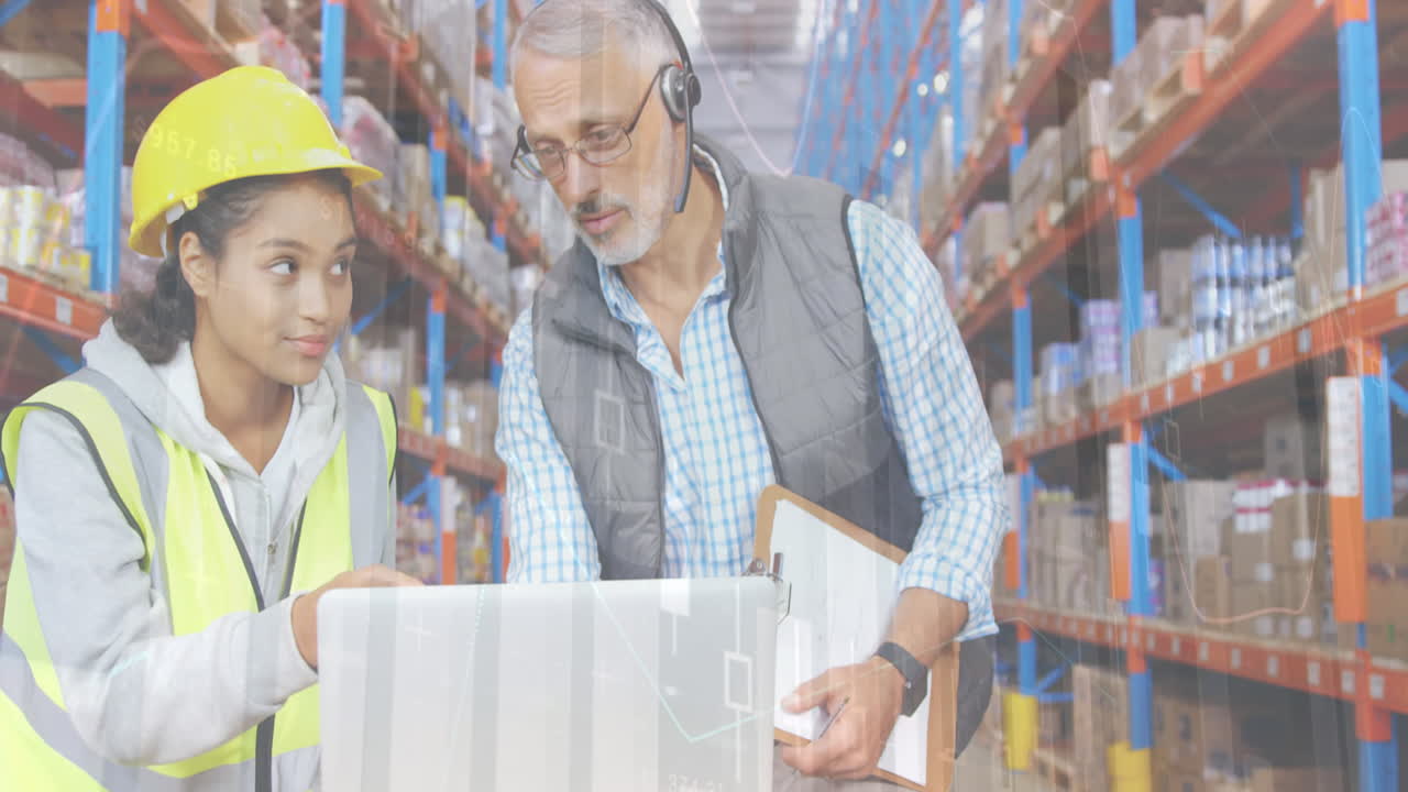 animación del procesamiento de datos sobre las personas que trabajan en el almacén