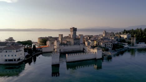 Aerial-view-Sirmione-mediteranean-historical-sightseeing-town-in-italy-on-lake-garda