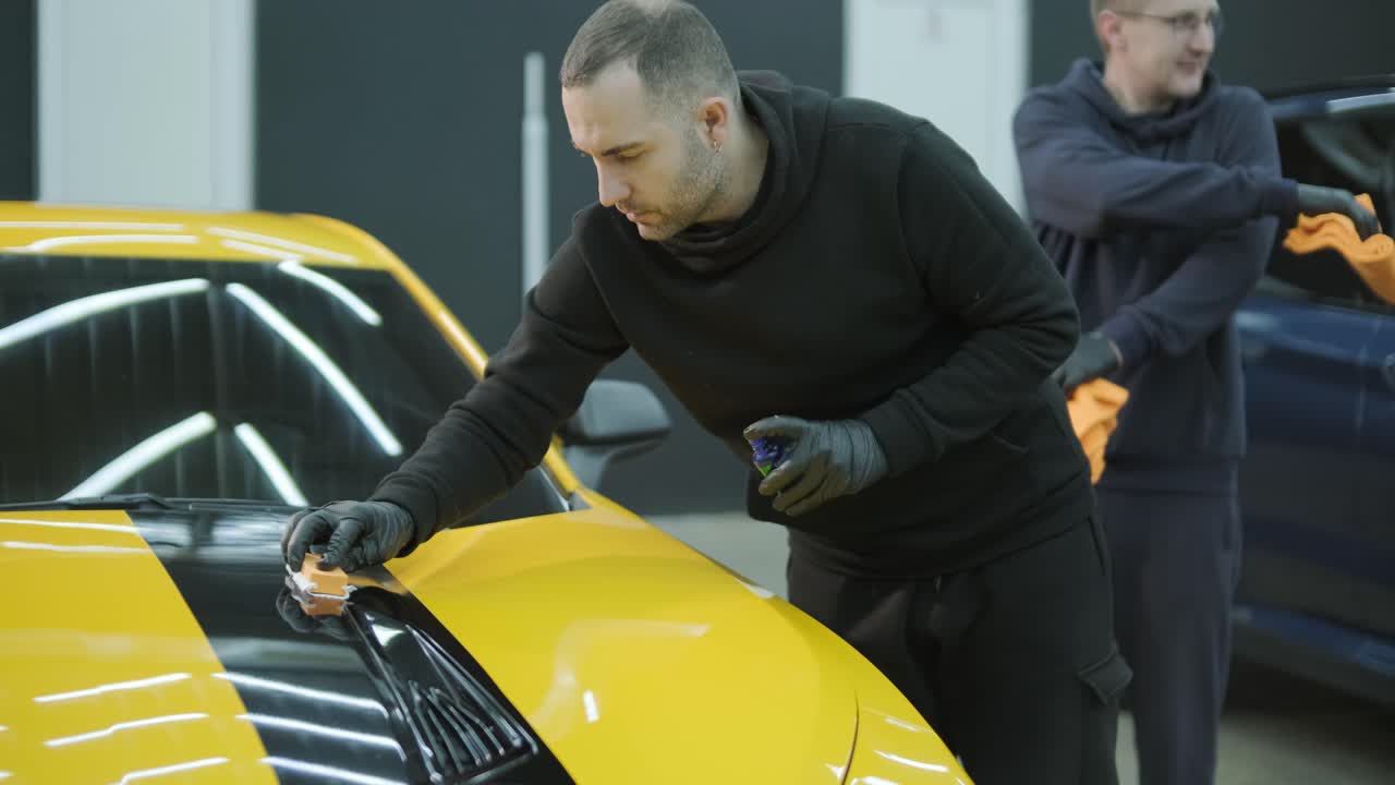 Professional Car Detailing – Washing, Ceramic Coating, and Interior Cleaning