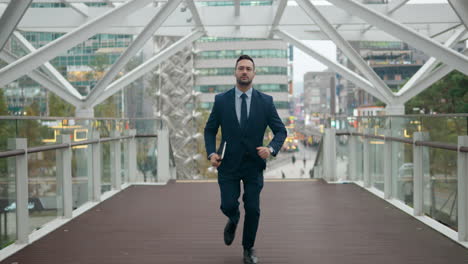 businessman looked at his watch and hurriedly ran because he was late for the meeting