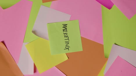 Business-Concept-Of-Revolving-Sticky-Notes-With-Marketing-Written-On-Top-Note