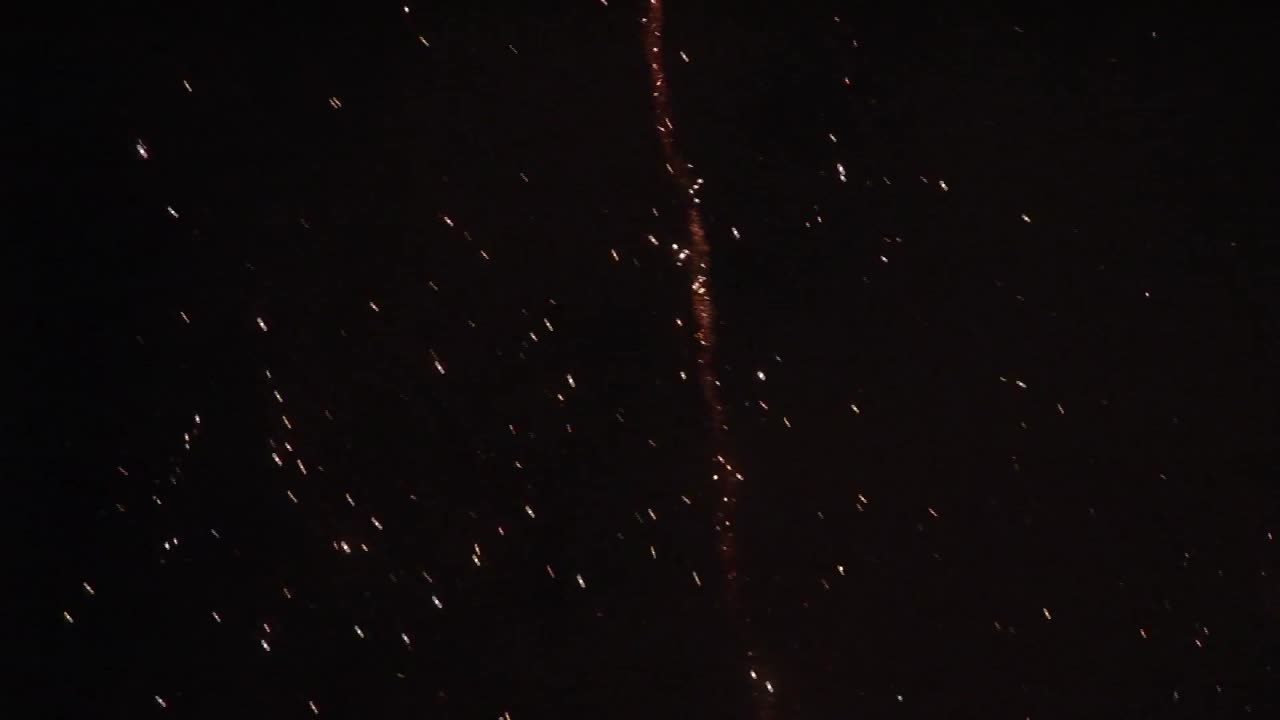 exhibición de fuegos artificiales en víspera de Año Nuevo