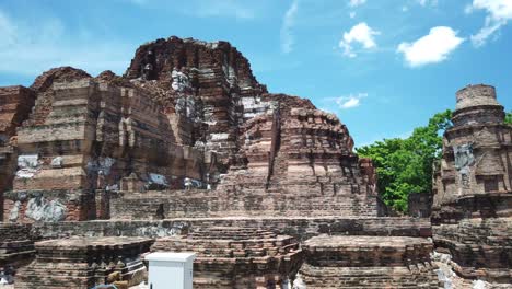 static shot: ruins of ancient buddhist temple at the old the historic city of ayutthaya thailand