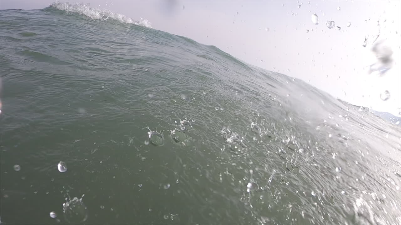 View of the waves and bubbles of the sea
