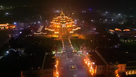 swaminarayan akshardham mandir at new delhi aerial view