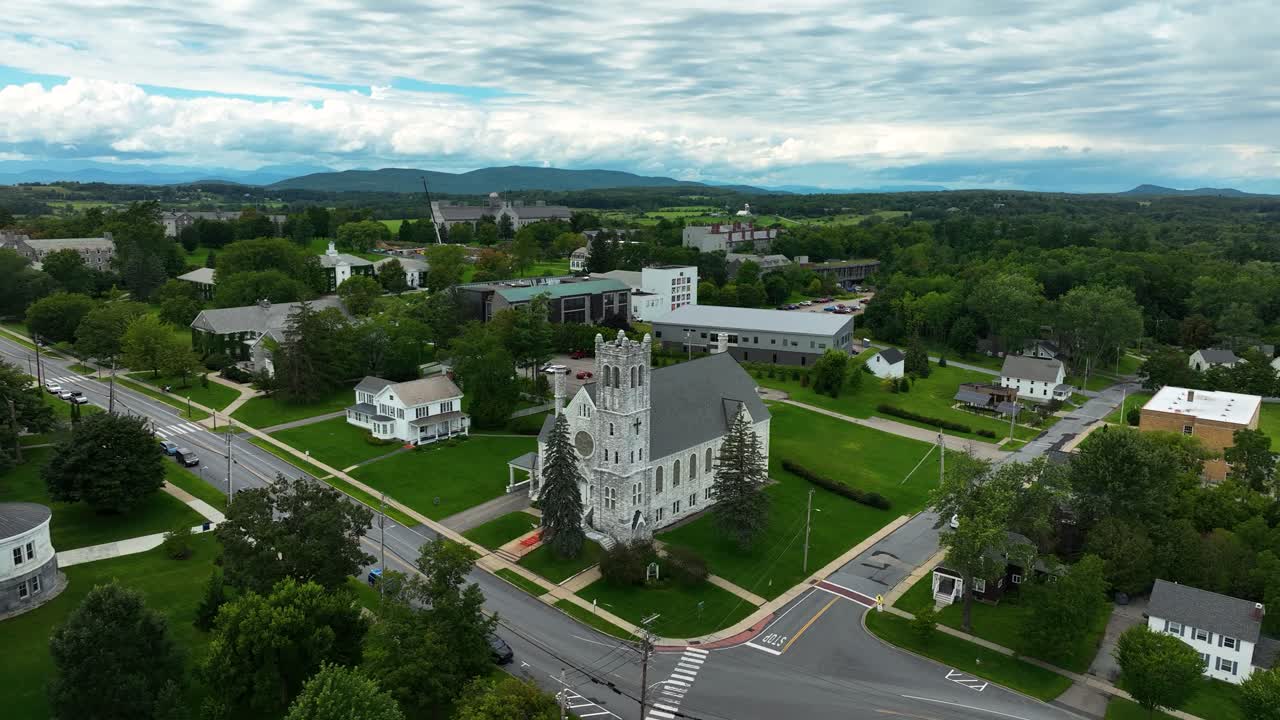 Closing in toward St. Mary's church