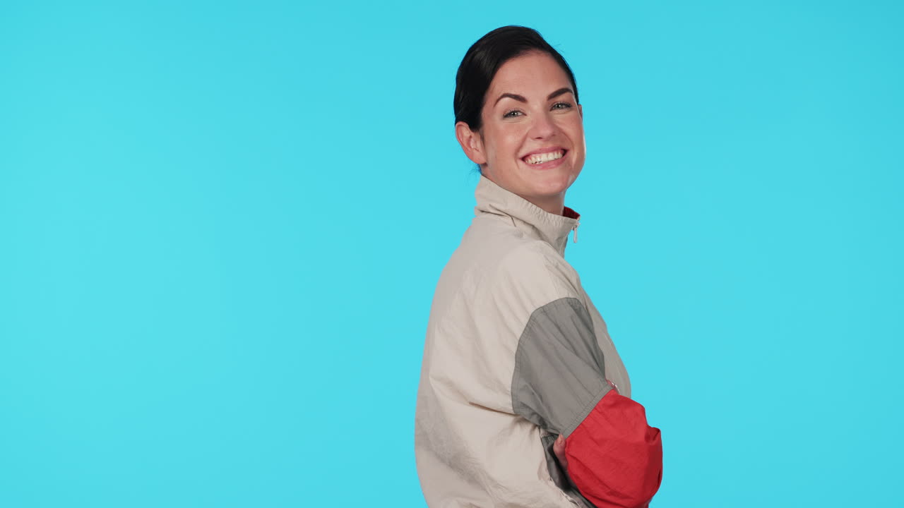 피트니스, 프로필 및 팔을  ⁇ 은 여성의 얼굴