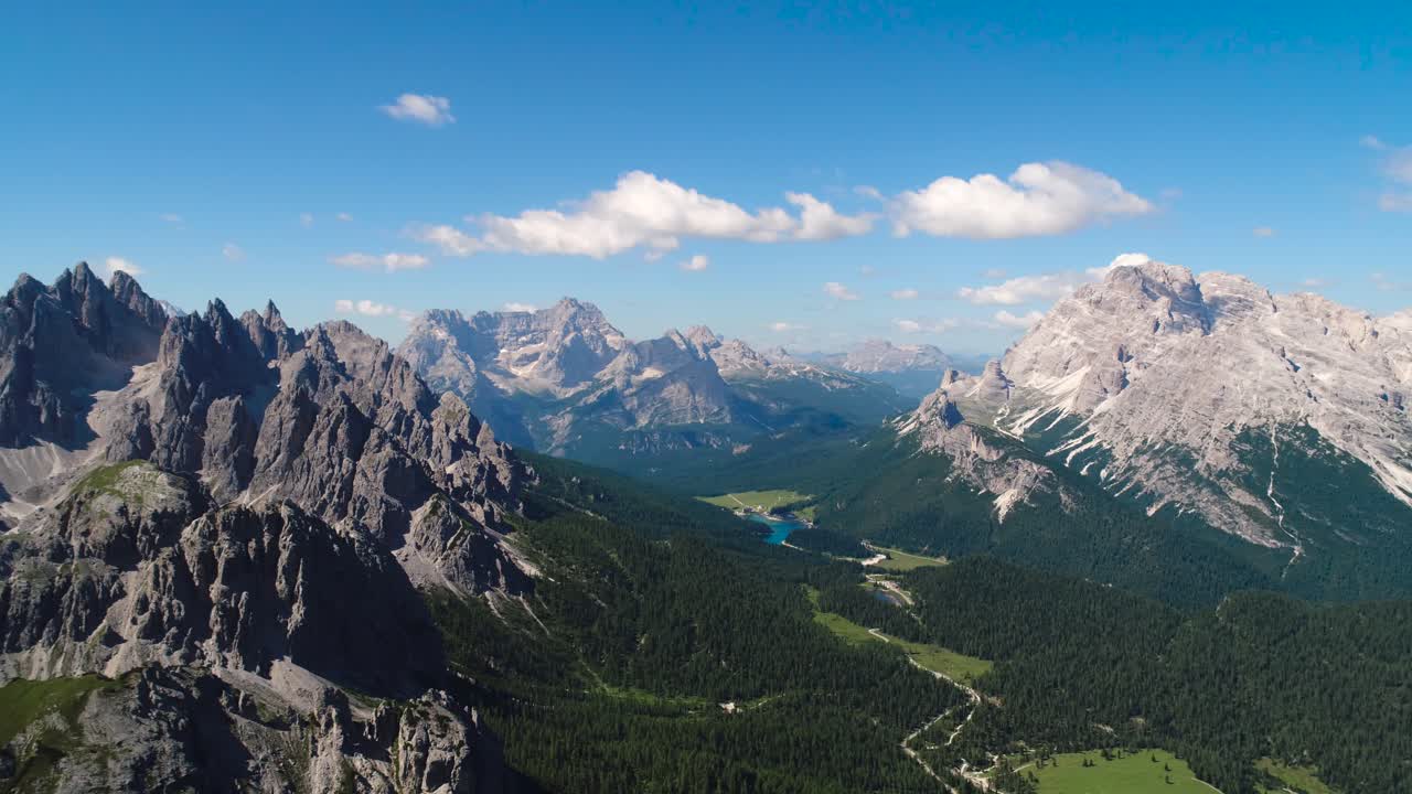 parque natural nacional de tre cime en los alpes dolomitas. la hermosa naturaleza de italia.