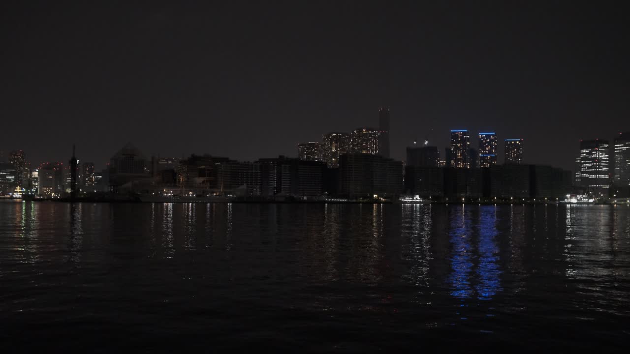 el parque de toyosu gururi de tokio, vista nocturna de junio de 2022