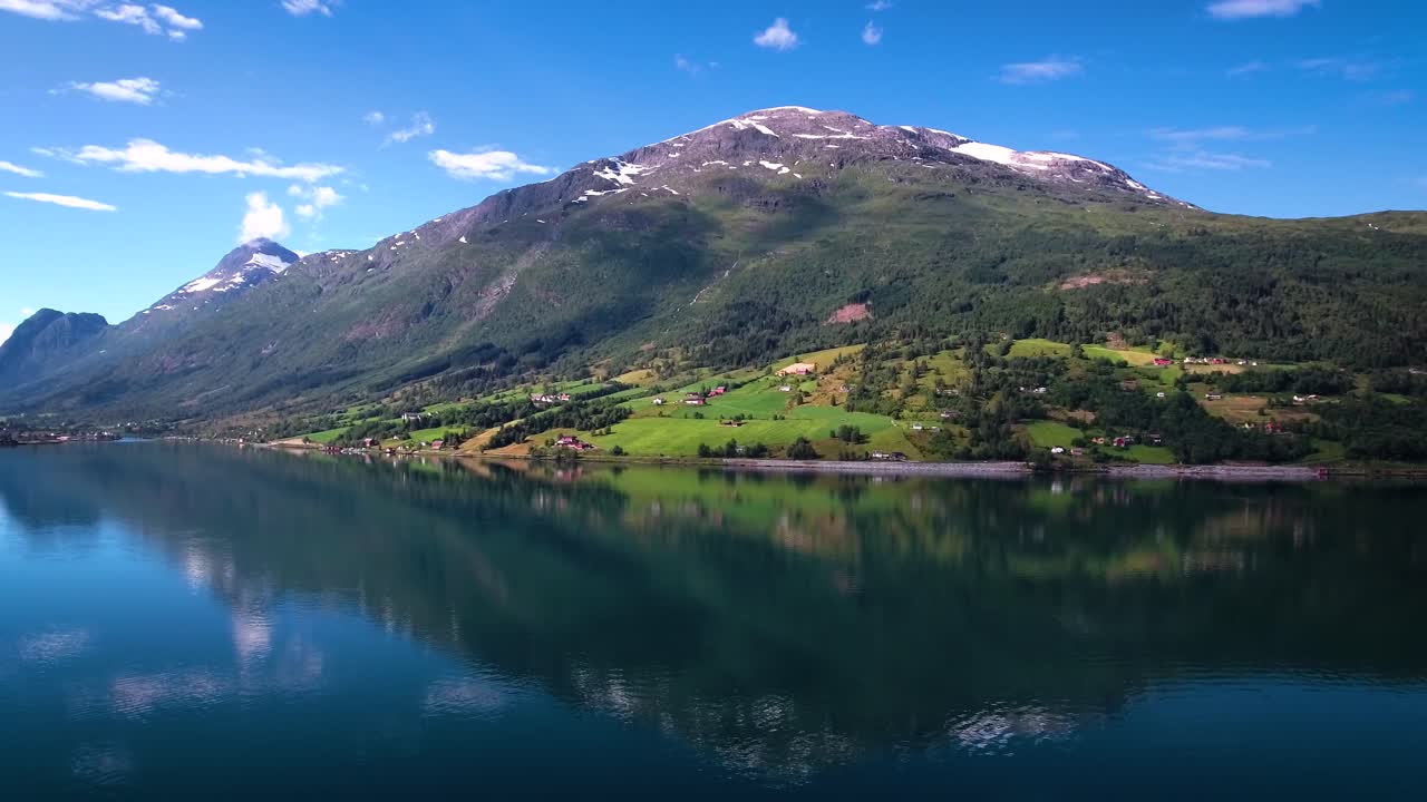 공중 영상 아름다운 노르웨이의 자연.