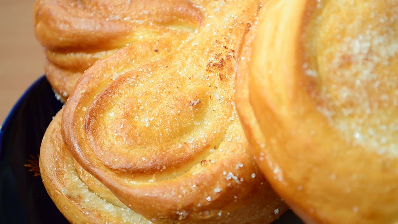 Tasty bun. Bun, shooting with wiring