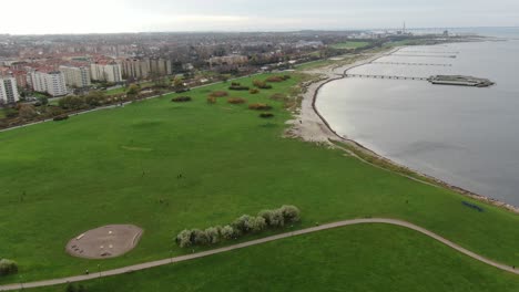 Vista-De-Drones-En-Malmö,-Suecia