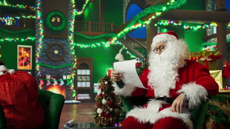 santa claus reading letters