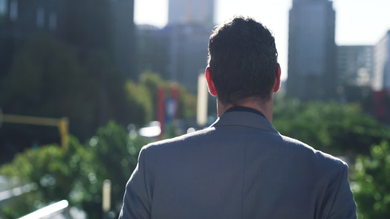 He's taking his business into the streets