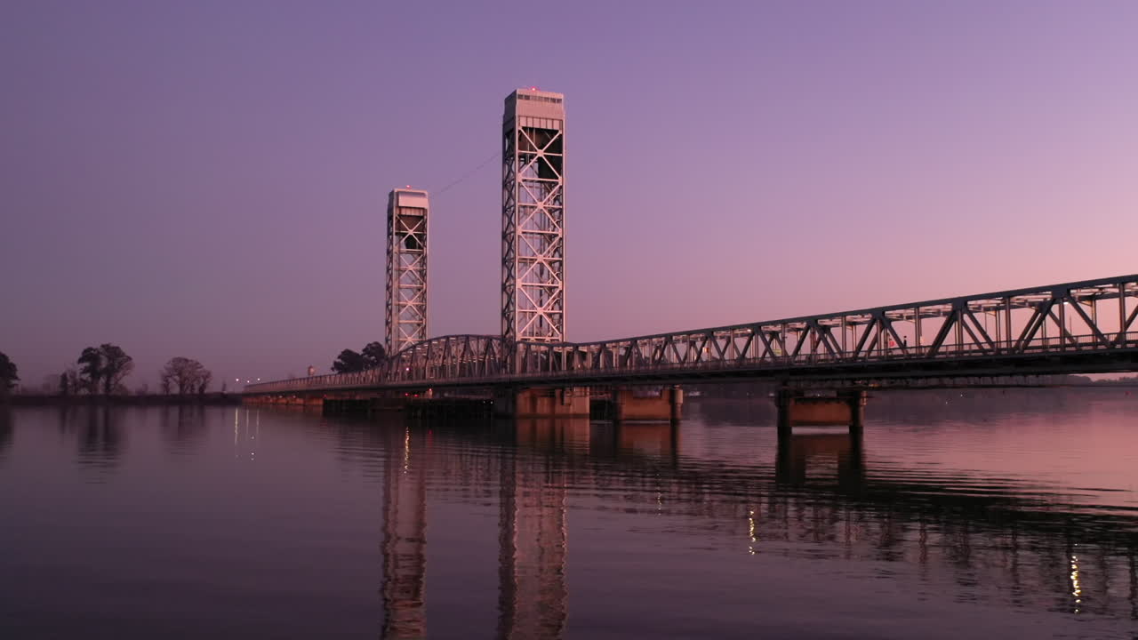 새크라멘토 강 캘리포니아 다리