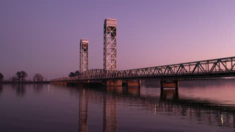 sacramento river california bridge