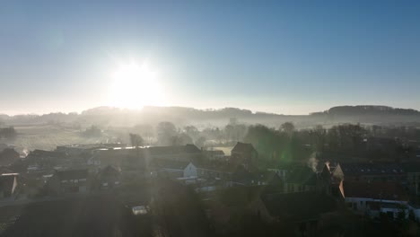 Una-Puesta-De-Sol-En-Westouter-Con-Vuelo-De-Drones