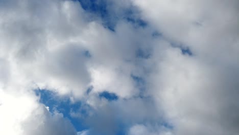 lapso de tiempo del cielo y las nubes durante el día