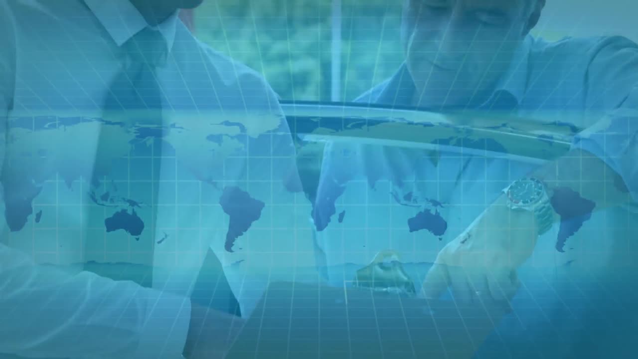 두 명의 백인 남자가 서류 작업을 논의하는 세계 지도의 애니메이션